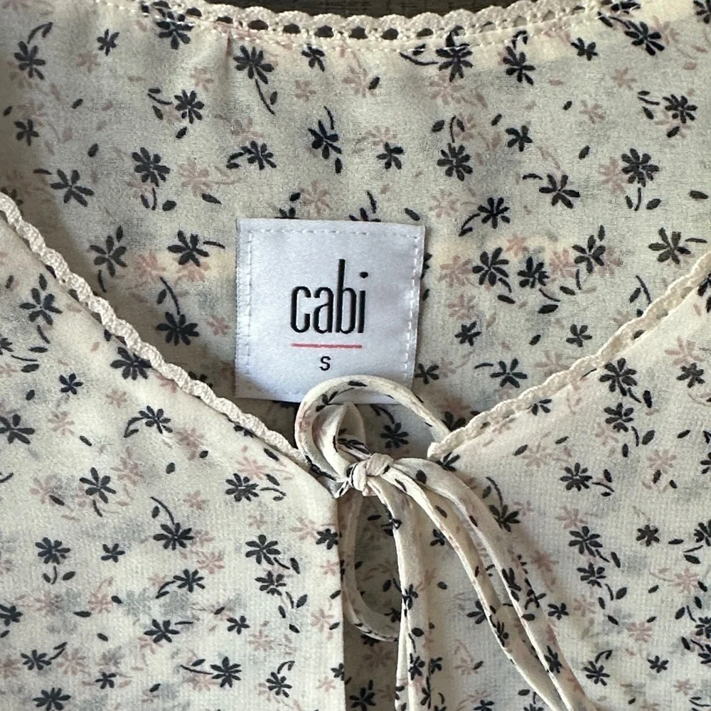 Cabi Cream Ruffle Blouse - Wishful Top - Picture 3 of 8